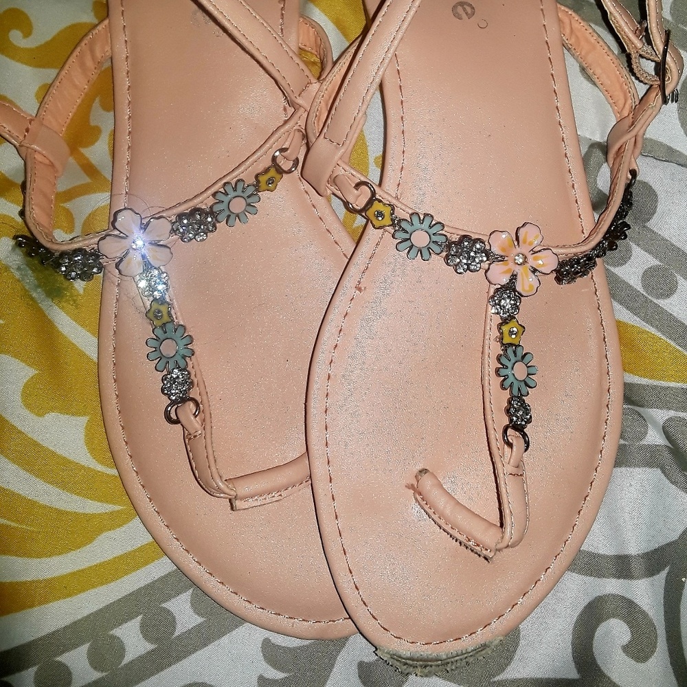 Sandals - Picture 2 of 2